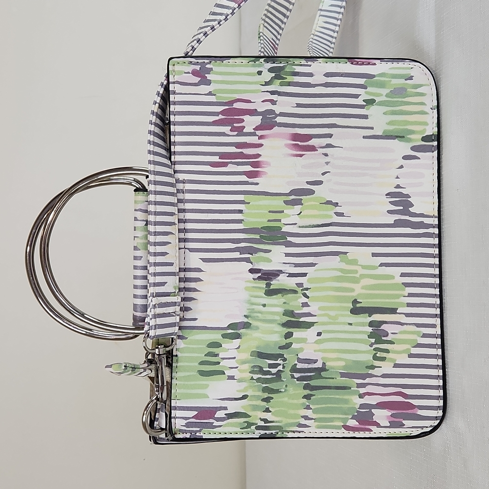 BeBe Ramie floral striped crossbody/handbag. Size 9x6.5" - Picture 4 of 10